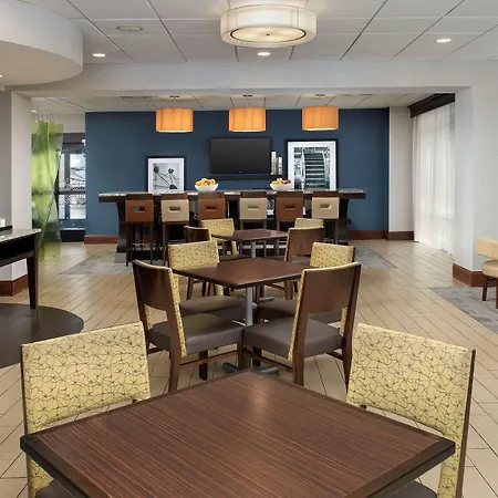Hampton Inn Knoxville-East-2