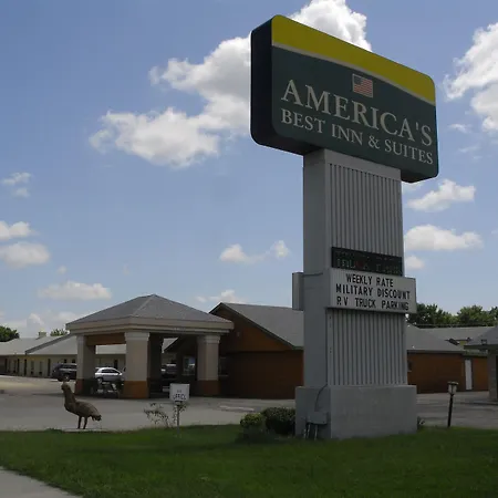 America'S Best Inn And Suites Emporia-3