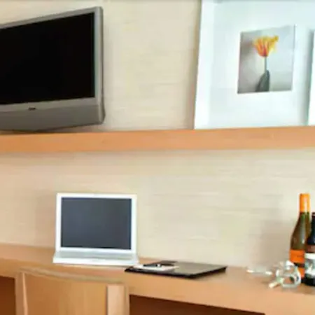 Orchard Garden Hotel-3