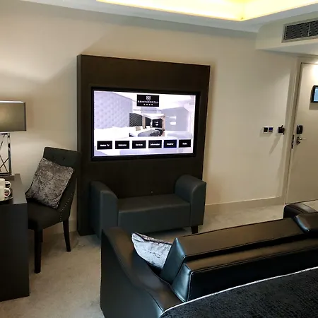 The Continental Hotel And Spa, Heathrow-3