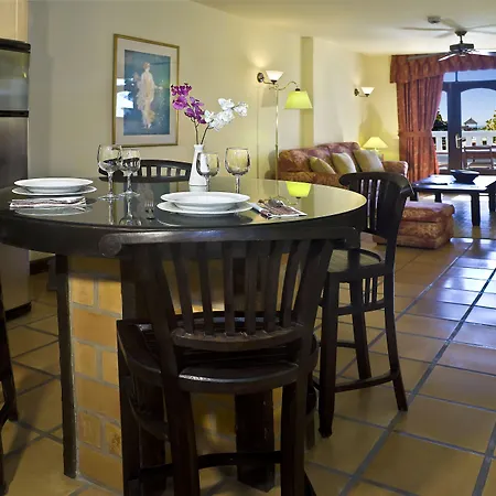 Regency Country Club, Apartments Suites-3
