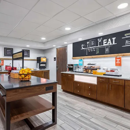 Hampton Inn & Suites Richmond-2