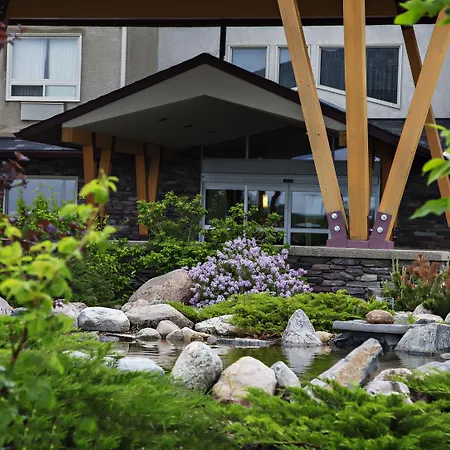 Gold Eagle Lodge-3