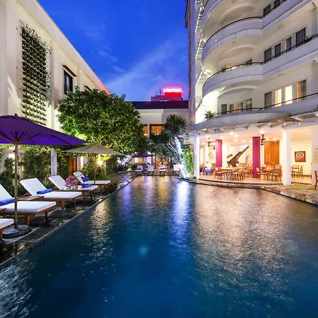 Emm Hotel Hue-3