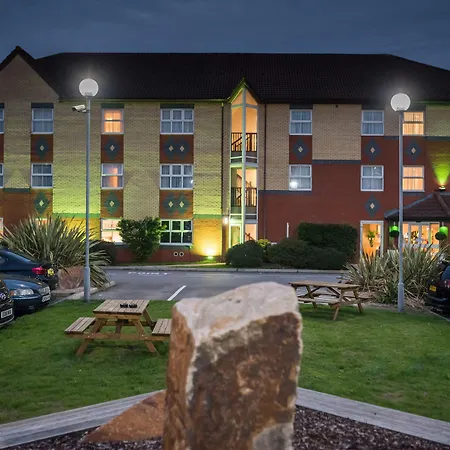 Holiday Inn Manchester West By Ihg-2