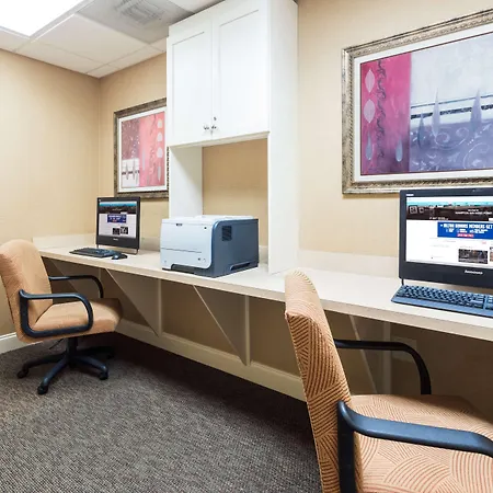 Hampton Inn Moss Point-3