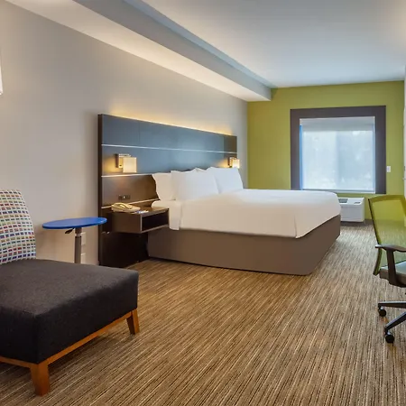Holiday Inn Express Arrowood By Ihg-3