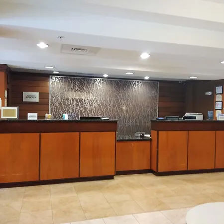 Fairfield Inn & Suites Greensboro Wendover-3