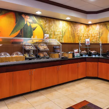 Fairfield Inn & Suites Greensboro Wendover-2