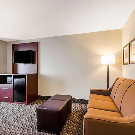 Comfort Suites Tuscaloosa Near University-3