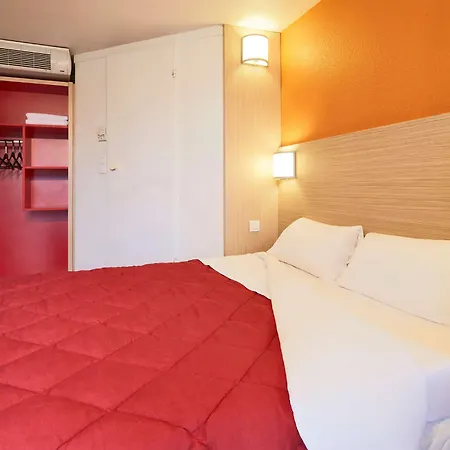 Premiere Classe Paris Ouest - Nanterre - La Defense-2