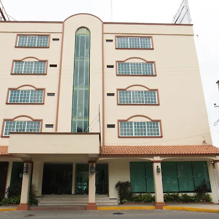 Hotel Victoria Poza Rica By Brahma-3