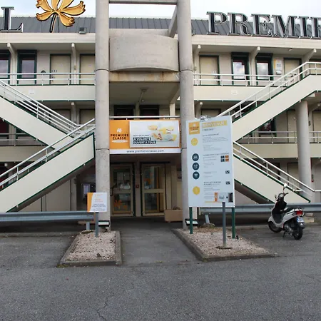 Hotel Premiere Classe Pamiers-3