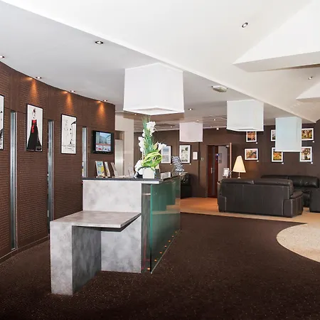 Best Western Plus Hotel Colbert-3