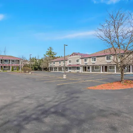 Quality Inn Queensbury - Lake George Area-3