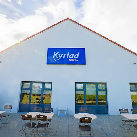 Kyriad de Péronne-2