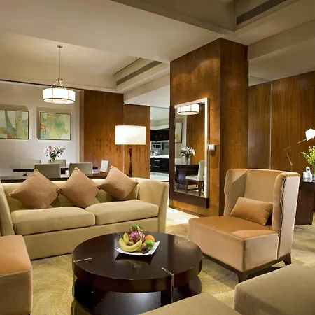 Sheraton Grand Shanghai Pudong Hotel & Residences-3