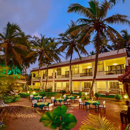Beach And Lake Ayurvedic Resort, Kovalam-3