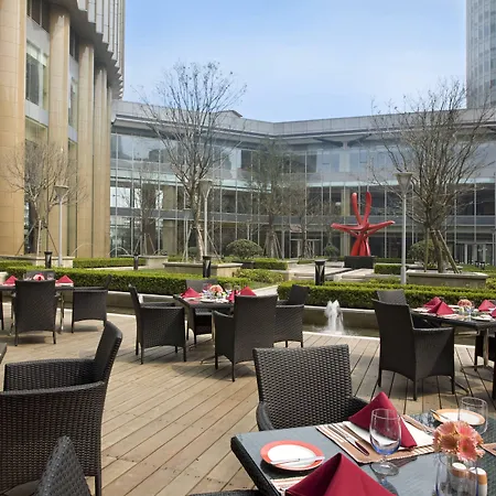 Sheraton Grand Shanghai Pudong Hotel & Residences-2