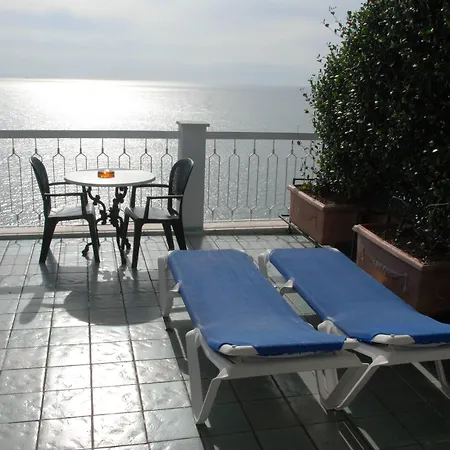 Hotel Bellevue Suite-3