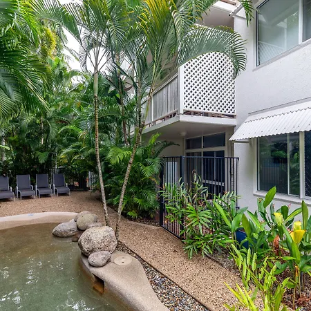 Seascape Holidays - Coral Apartments-2