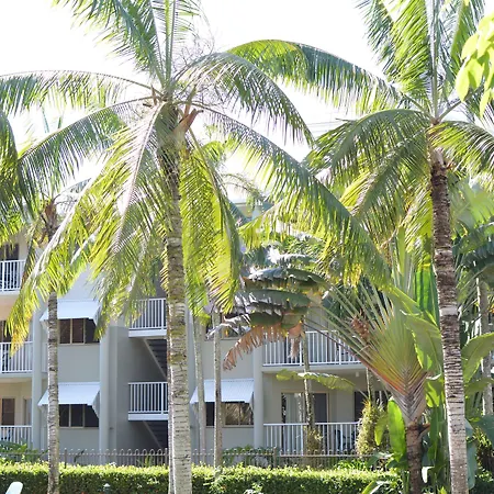 Cairns Beach Resort-2