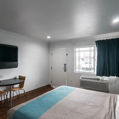 Motel 6-Norwalk, Ca-2