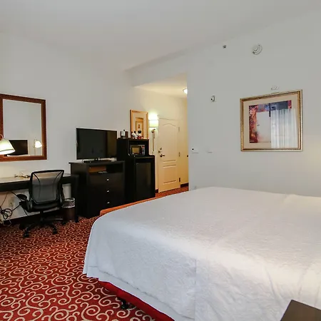 Hampton Inn Kingston-2