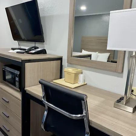 Budget Host Inn-2