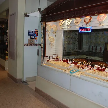 Grand Pyramids Hotel-3