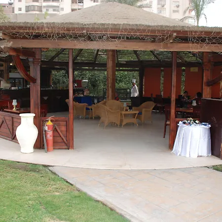Grand Pyramids Hotel-2