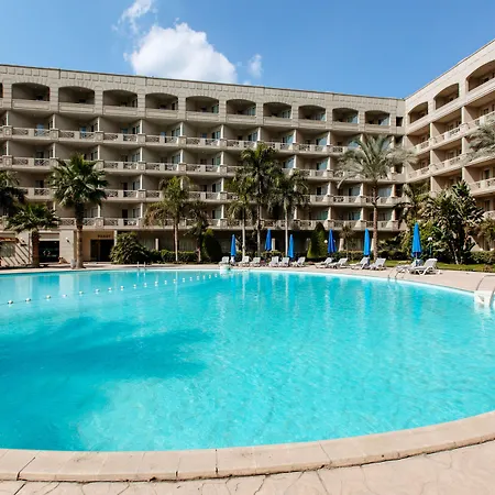 Grand Pyramids Hotel-2