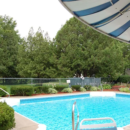 T-Bird Motor Inn-2
