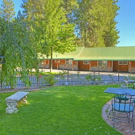 Strawberry Valley Inn-2