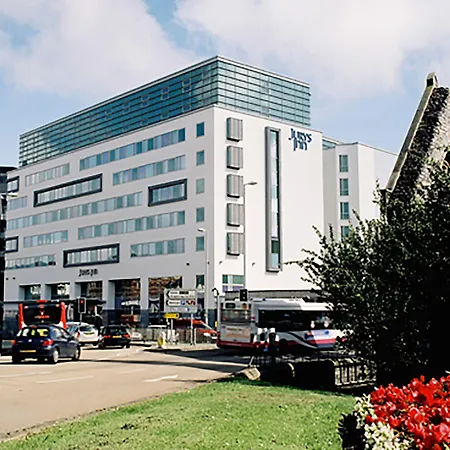 Leonardo Hotel Plymouth-2