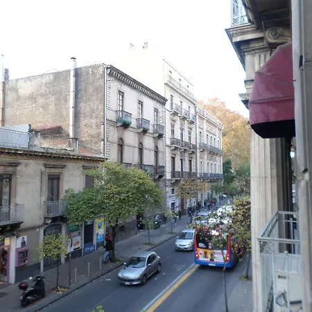 Catania Centro Rooms-2