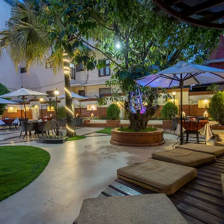 Hotel Moonlight-2