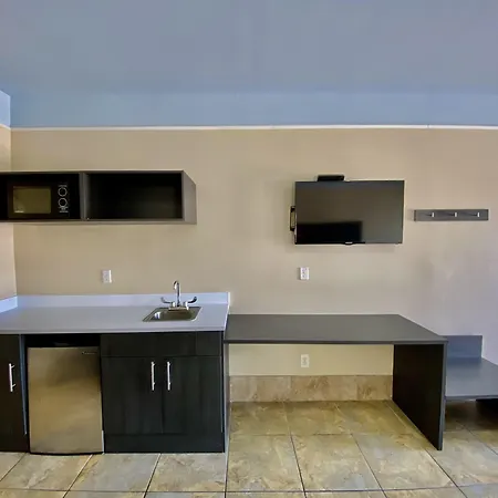 Texas Inn & Suites Mcallen At La Plaza Mall And Airport-3
