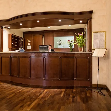 Grand Hotel Italia-2