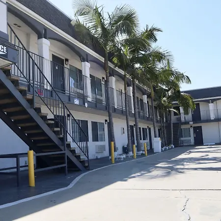 Value Inn Bellflower-2