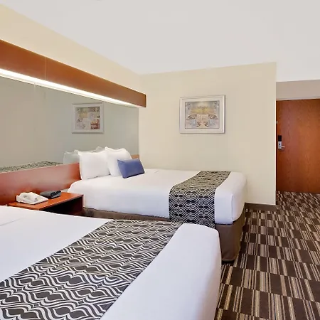 Microtel Inn & Suites By Wyndham Middletown-2