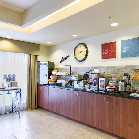 Comfort Inn & Suites Fort Myers Airport-2