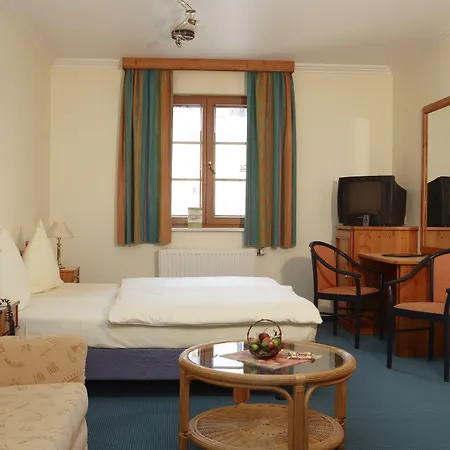 Logis Hotel-Restaurant Petry-3