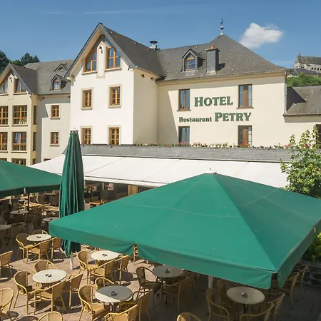 Logis Hotel-Restaurant Petry-2