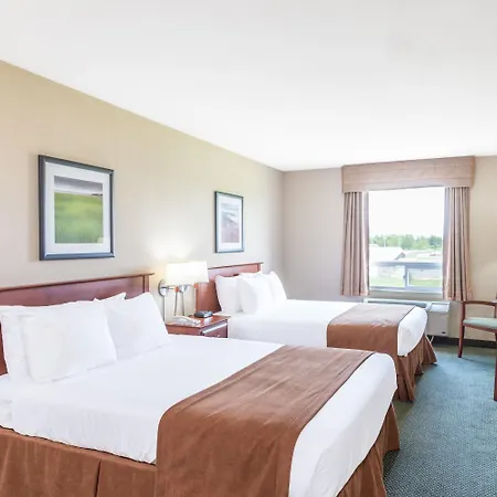 Super 8 By Wyndham Windsor Ns-2