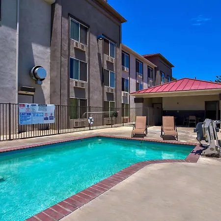 Motel 6-Hesperia, Ca - West Main Street I-15-3