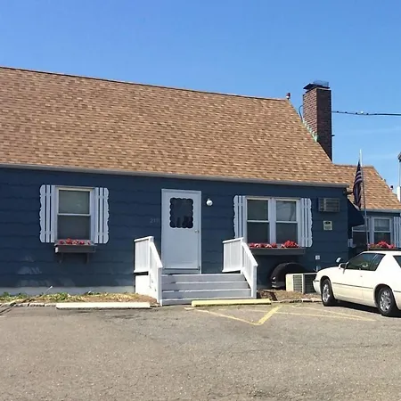 Mayflower Motel Milford-3
