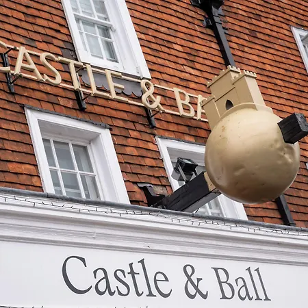 Castle And Ball By Greene King Inns-2