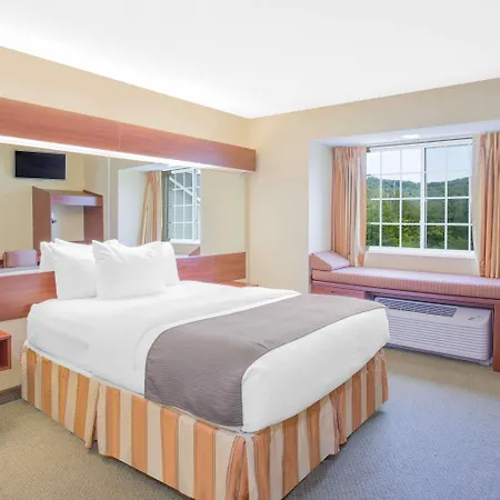 Microtel Inn And Suites Gassaway-2