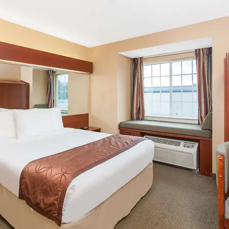 Microtel Inn By Wyndham Rogers-2